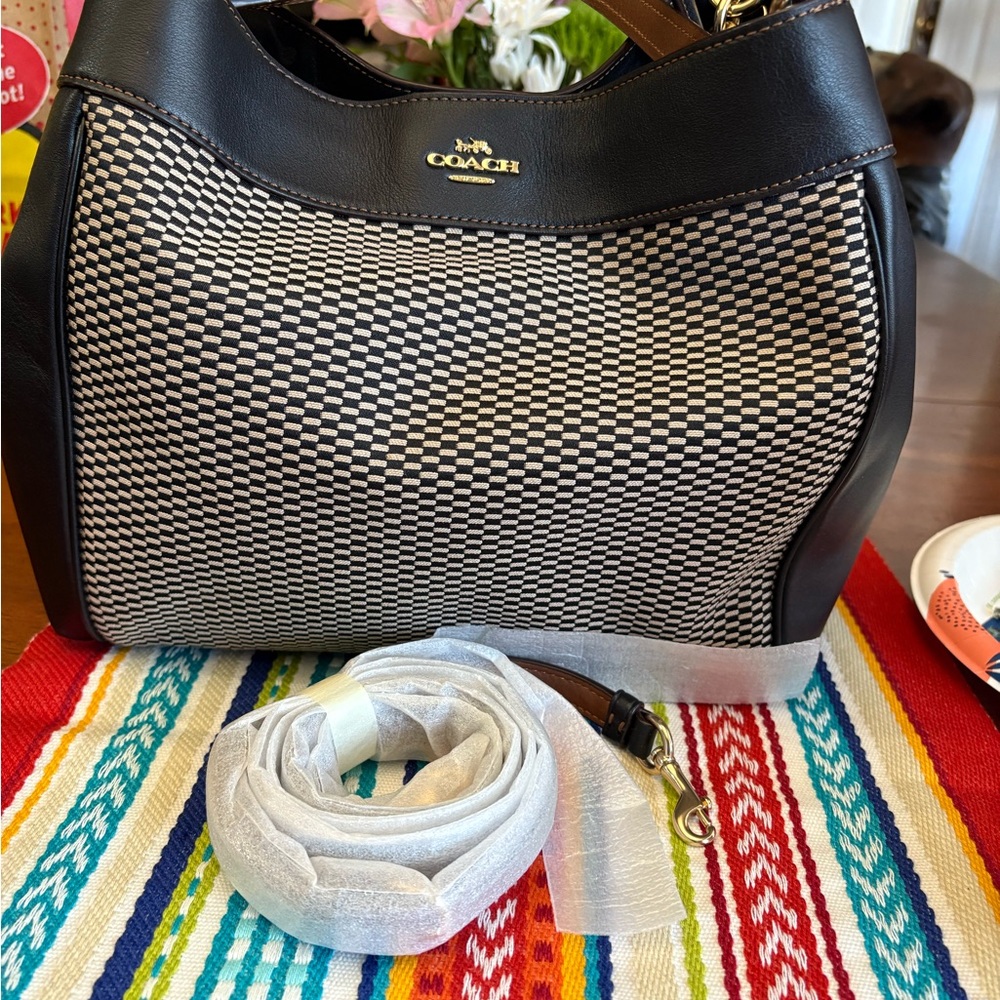 Coach Black and Beige Women's Bag